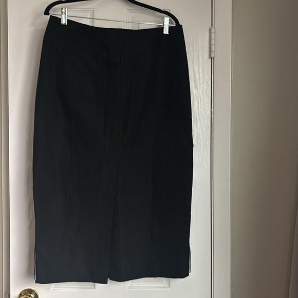 Marc Cain Black Stretch Midi Skirt with Zip Side Detail - Picture 5 of 9